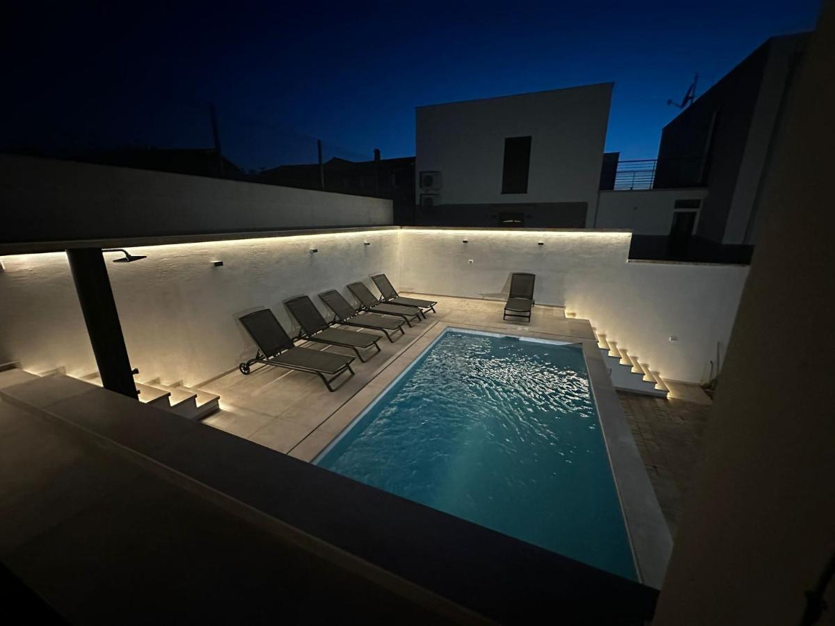 Volme Resort Banjole Exterior photo